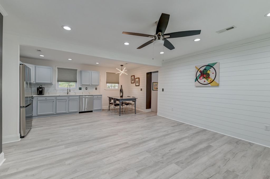 Photo of 746 Cartwright Drive, Charleston, SC 29414 (MLS # 26014700)