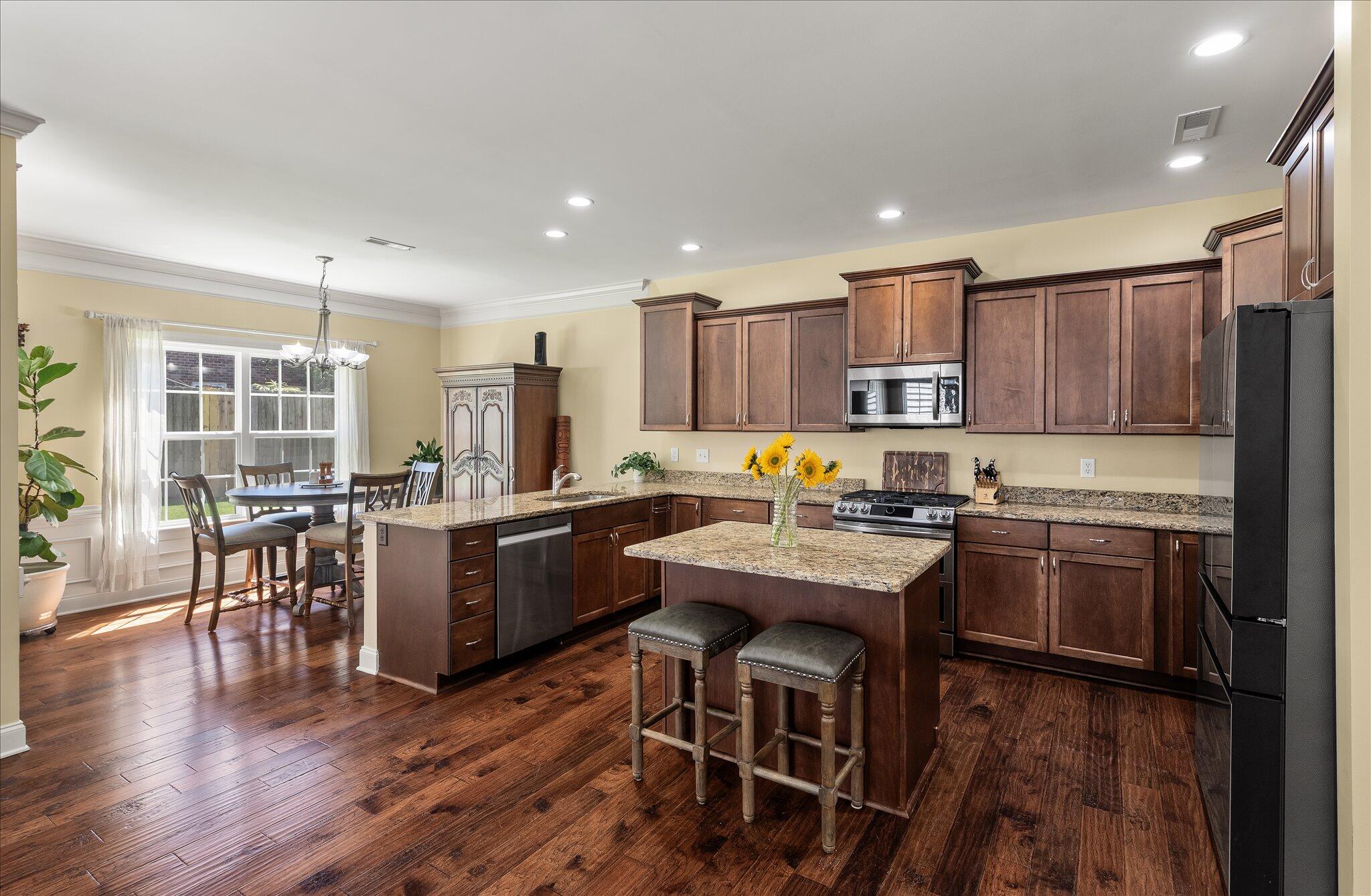 1904 Chestnut Oak Lane