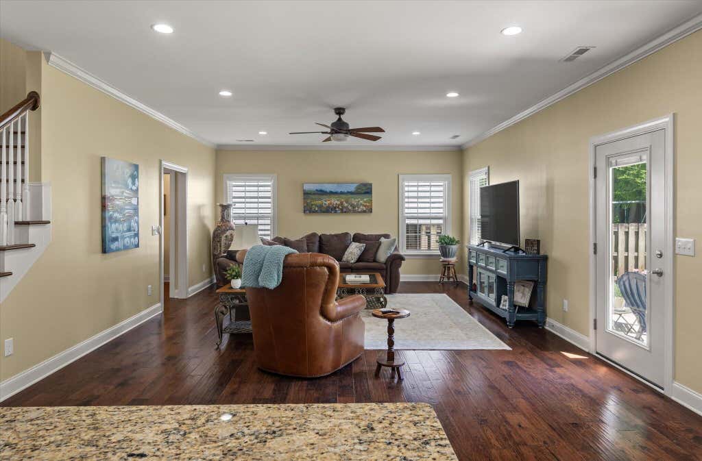Photo of 1904 Chestnut Oak Lane, Charleston, SC 29414 (MLS # 26016349)