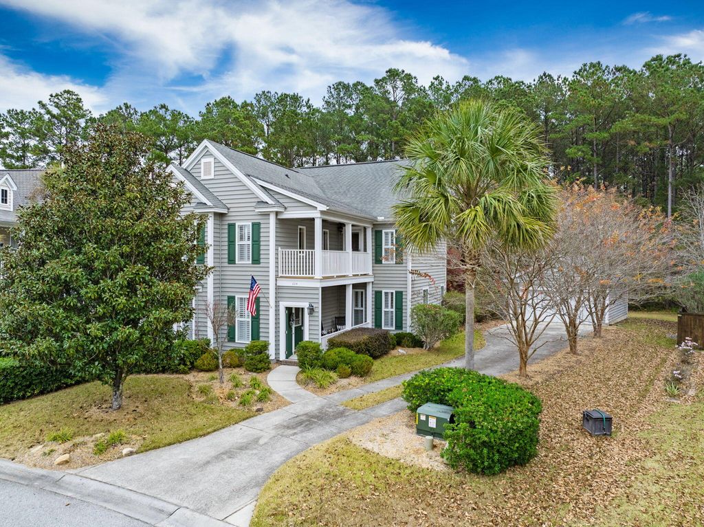 Photo of 224 Cameron Street, Summerville, SC 29486 (MLS # 25031790)