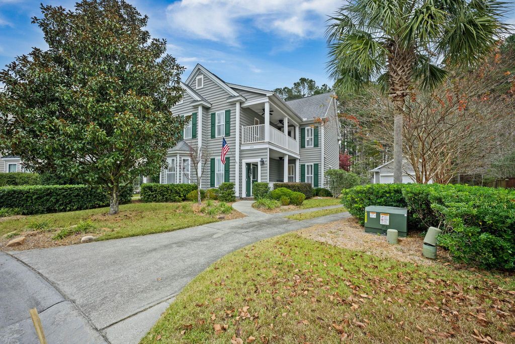 Photo of 224 Cameron Street, Summerville, SC 29486 (MLS # 25031790)