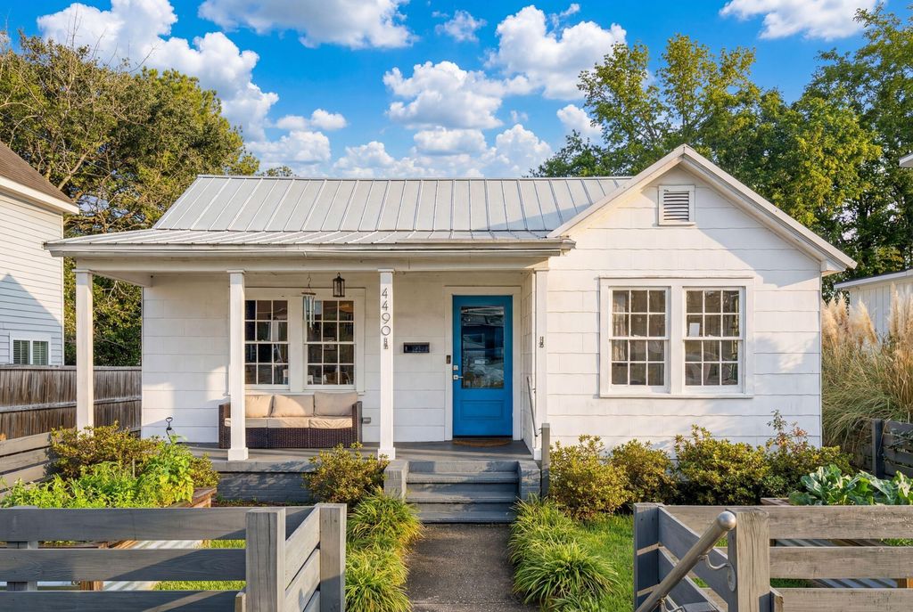 Photo of 4490 Durant Avenue, North Charleston, SC 29405 (MLS # 26004578)