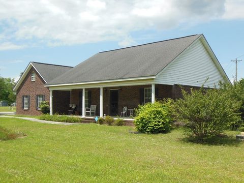 A home in Eutawville