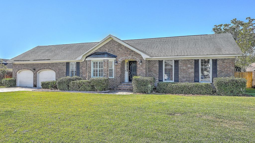 Photo of 2907 Honeywell Court, Charleston, SC 29414 (MLS # 25029079)