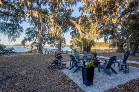 A home in Beaufort