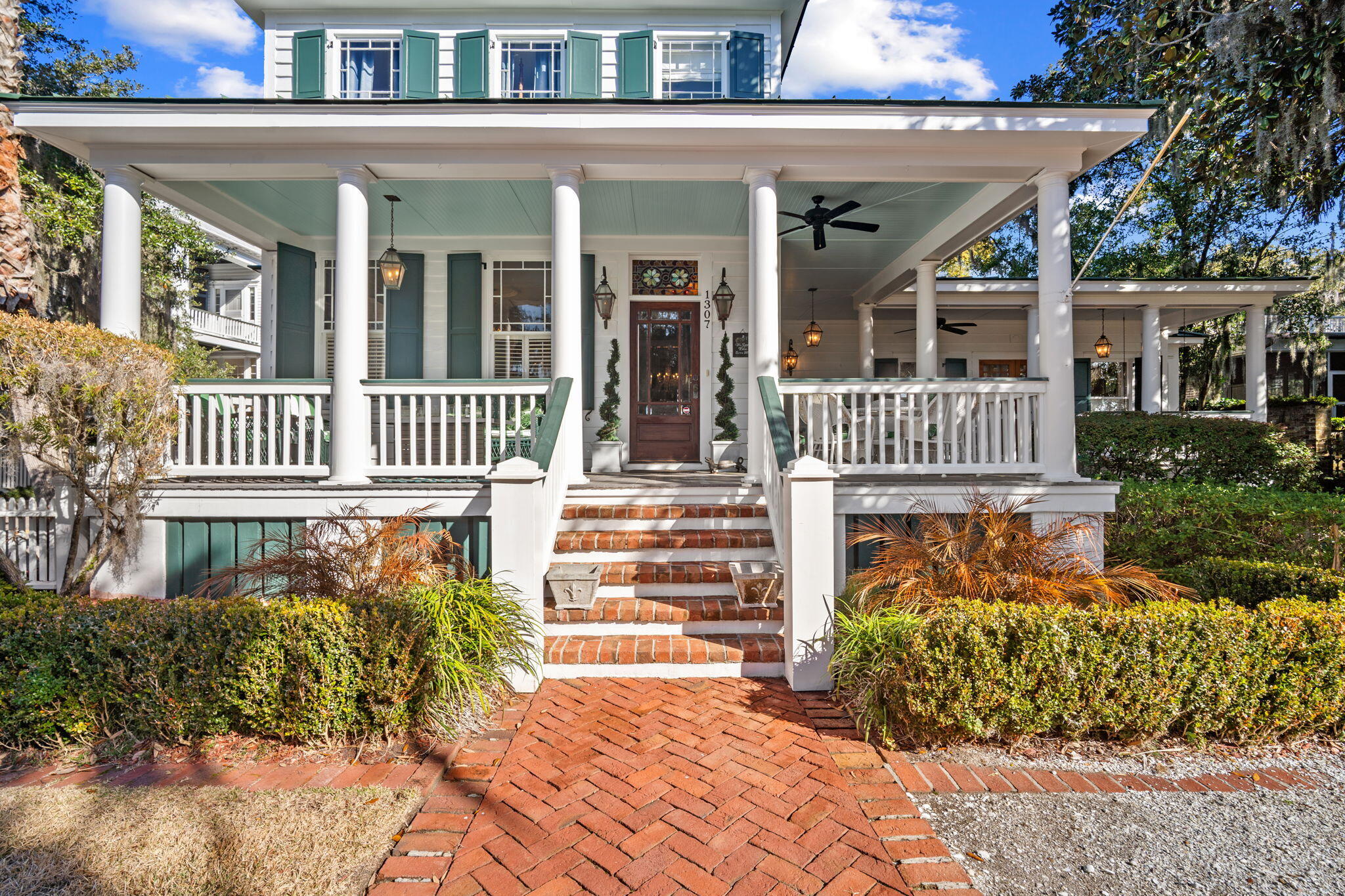 1307 Bay Street