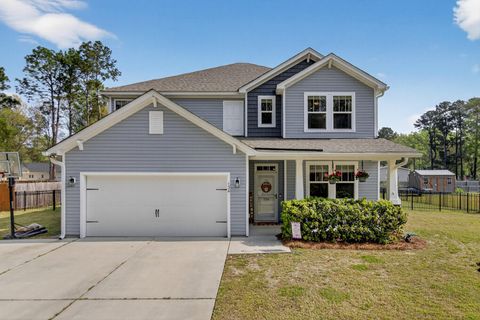 Photo of 134 Saint Germain Drive, Summerville, SC 29483 (MLS # 26008760)