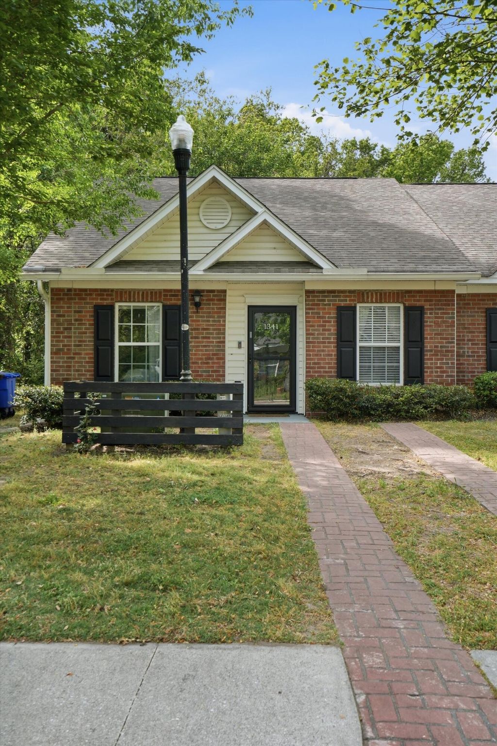 Photo of 1341 Old Tabby Lane, Mount Pleasant, SC 29464 (MLS # 26010916)