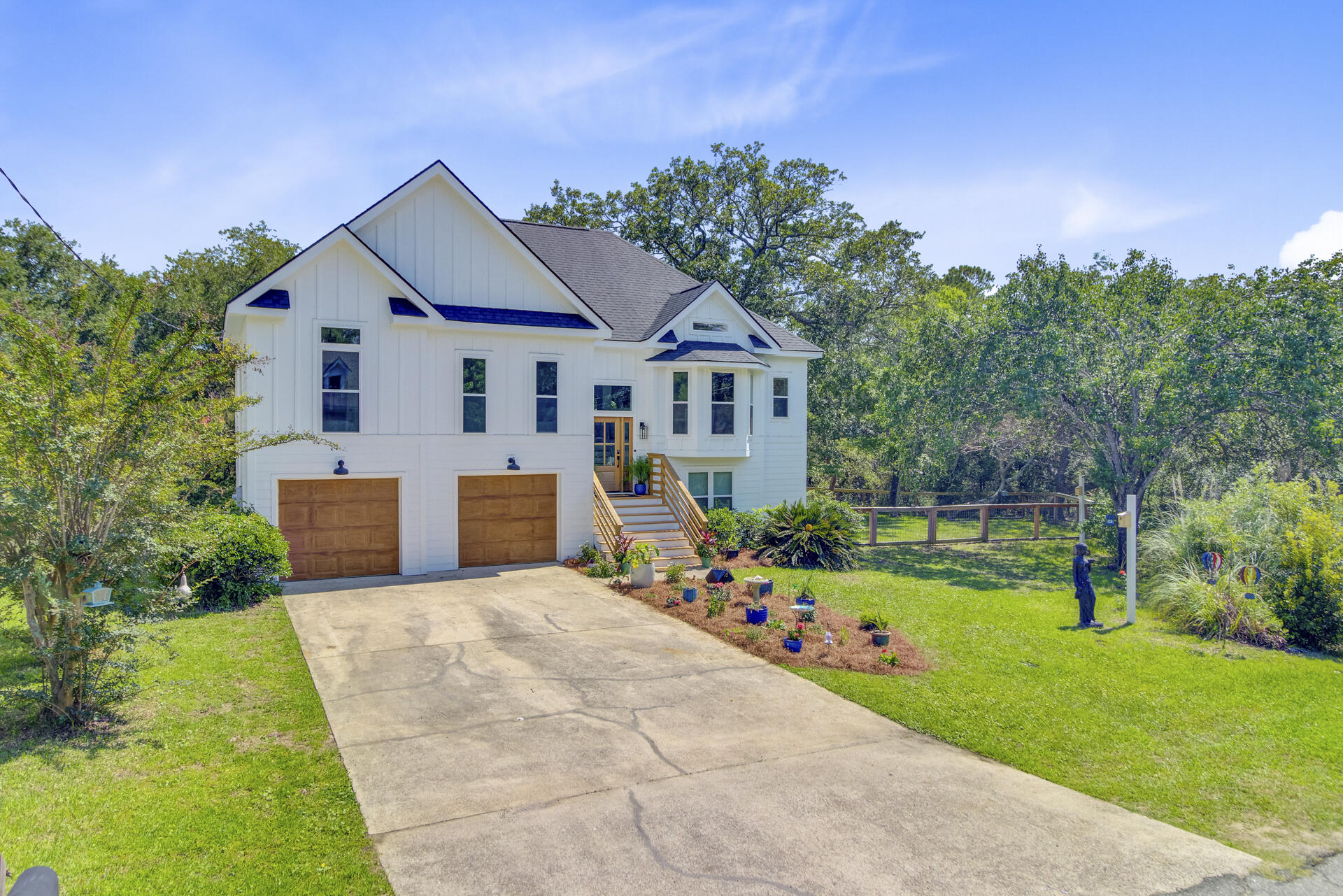 261 Palm Street
