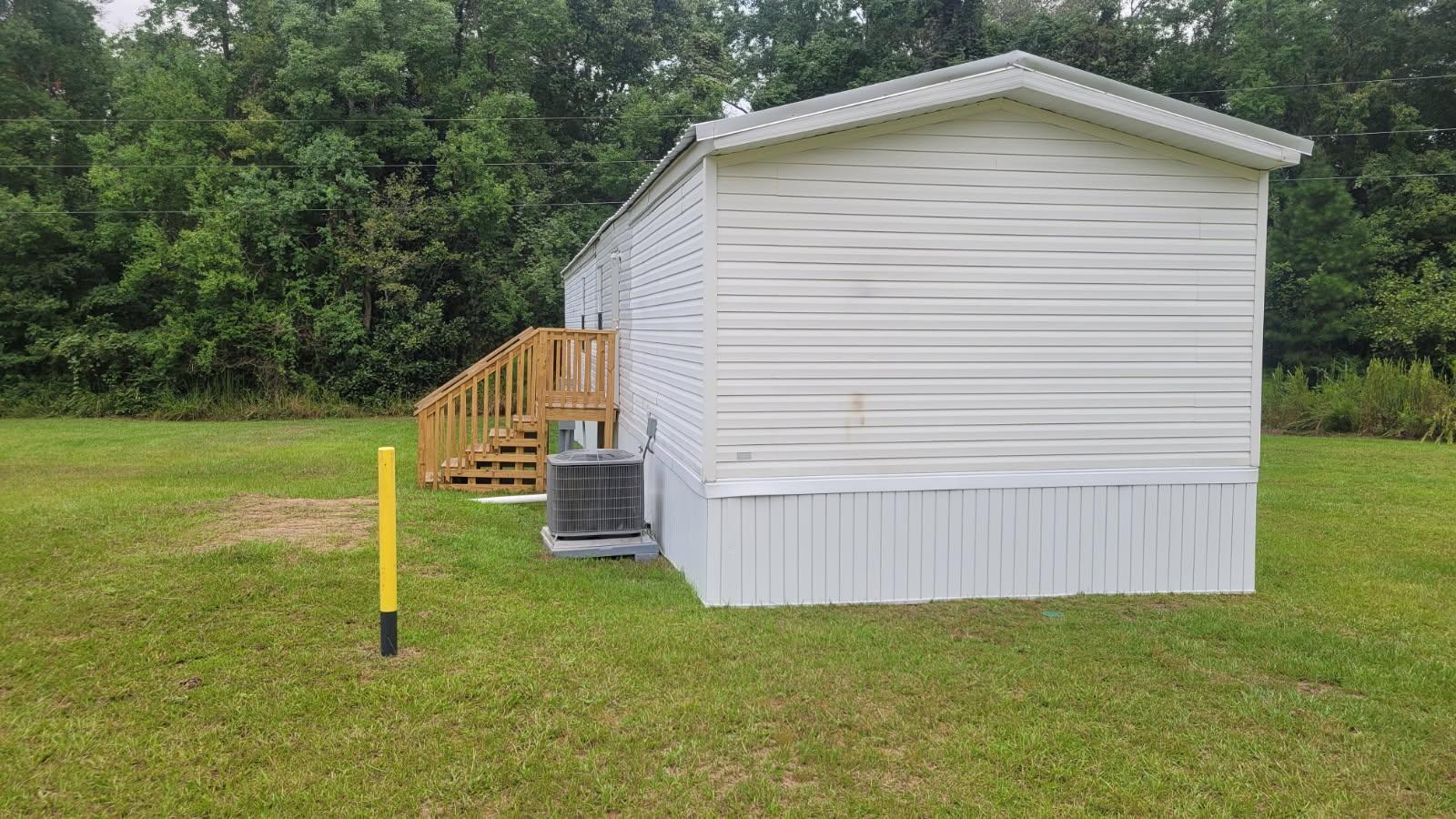 1556 N U.S. Highway 52