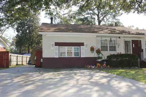 A home in Goose Creek