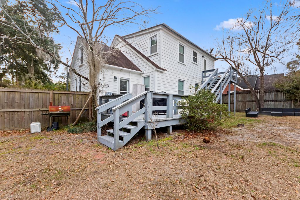 Photo of 311 Warren Street, Walterboro, SC 29488 (MLS # 26002044)