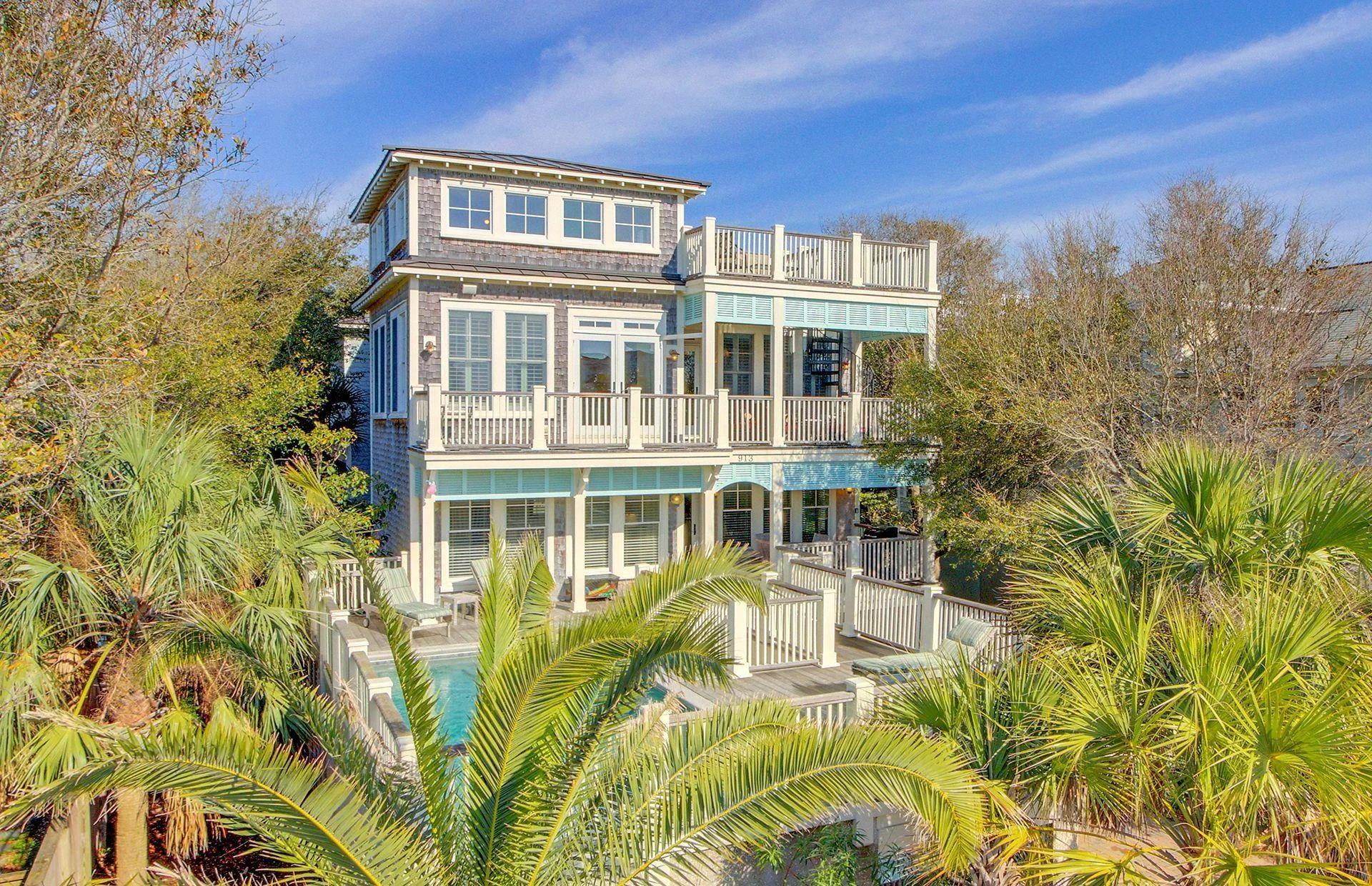 913 Carolina Boulevard