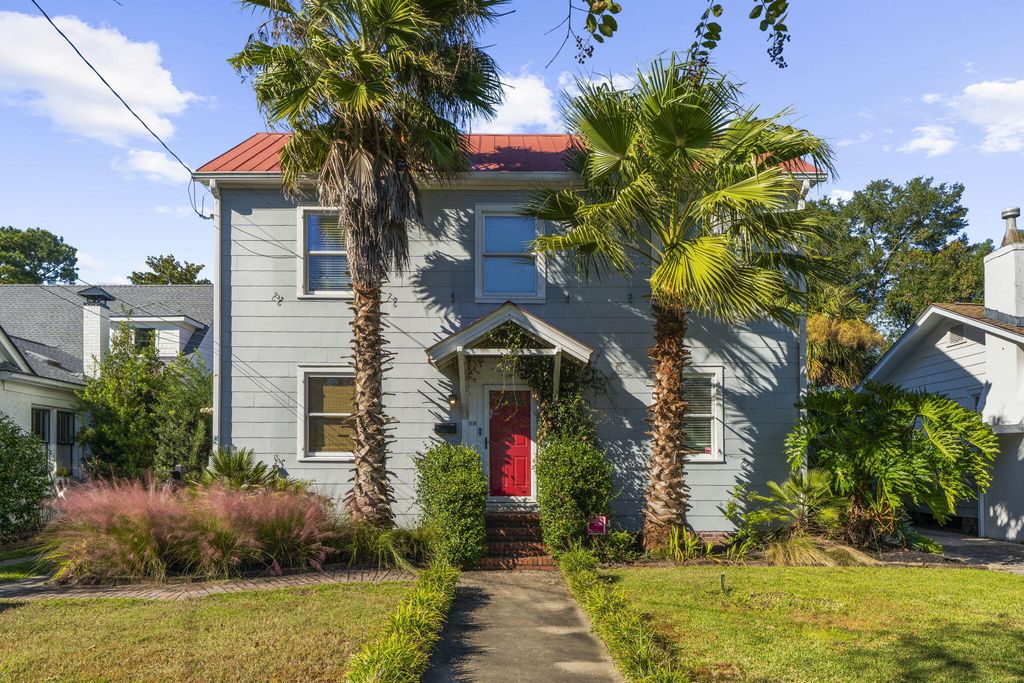 Photo of 208 Gordon Street, Charleston, SC 29403 (MLS # 25032044)