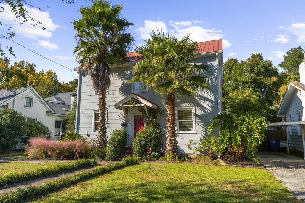 Photo of 208 Gordon Street, Charleston, SC 29403 (MLS # 25032044)