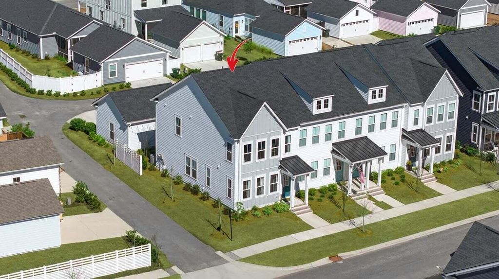 Photo of 600 Southview Lane, Summerville, SC 29486 (MLS # 26004777)