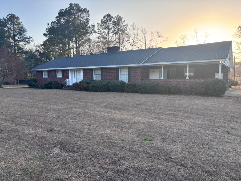 Photo of 1549 Bennett Circle, Holly Hill, SC 29059 (MLS # 26006930)
