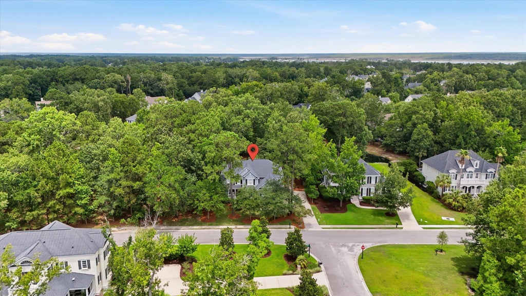 Photo of 2101 Beckenham Drive, Mount Pleasant, SC 29466 (MLS # 26020105)