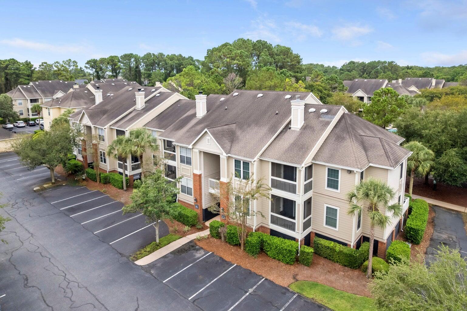 1600 Long Grove Drive Unit 824