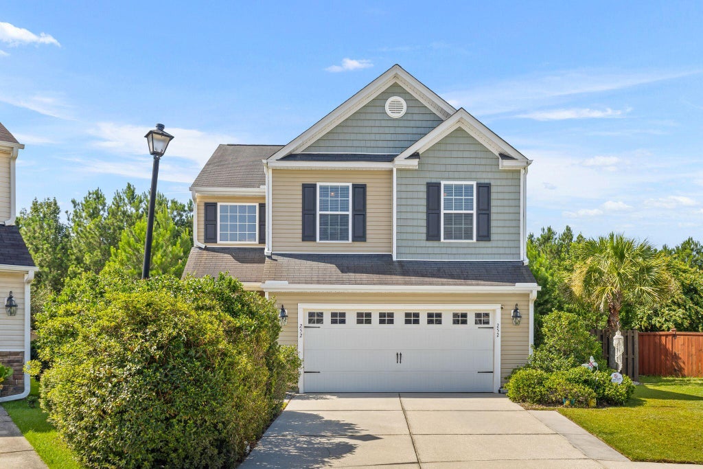 Photo of 252 Longford Drive, Summerville, SC 29483 (MLS # 26021225)