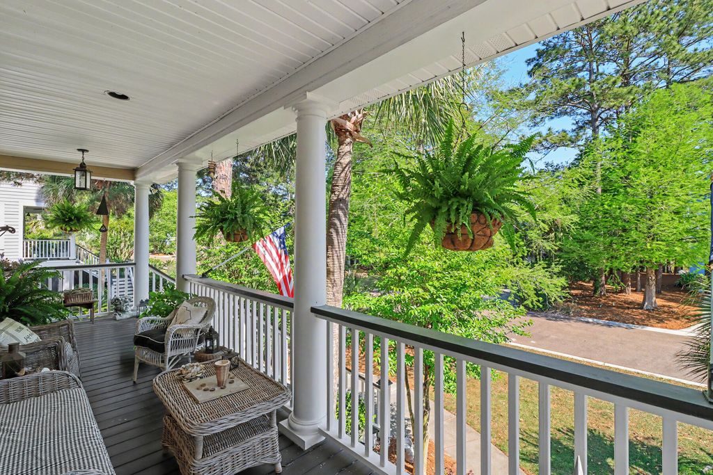 Photo of 1984 N Creek Drive, Mount Pleasant, SC 29466 (MLS # 26011335)