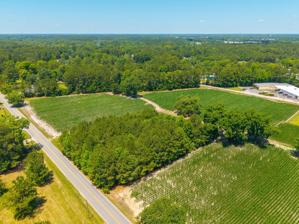 Photo of 00 Pidgeon Bay Road, Summerville, SC 29483 (MLS # 26014887)
