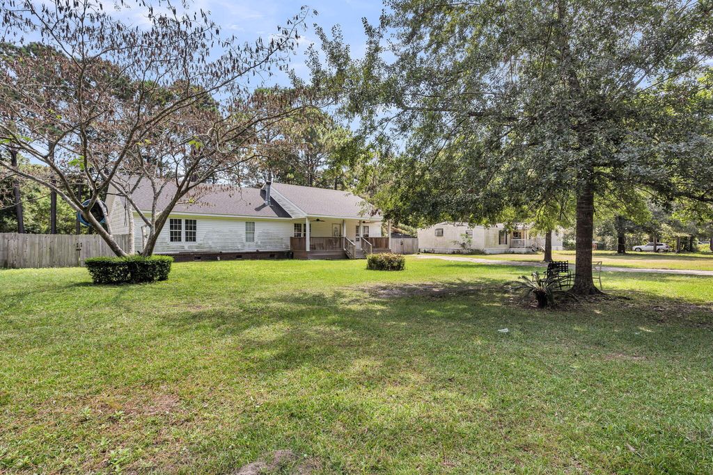 Photo of 2979 Bobo Road, Mount Pleasant, SC 29466 (MLS # 25026195)