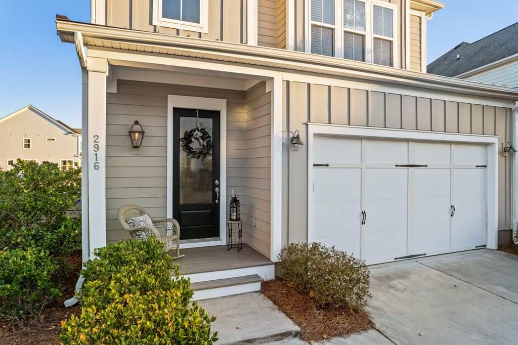 Photo of 2916 Eddy Drive, Mount Pleasant, SC 29466 (MLS # 26008845)