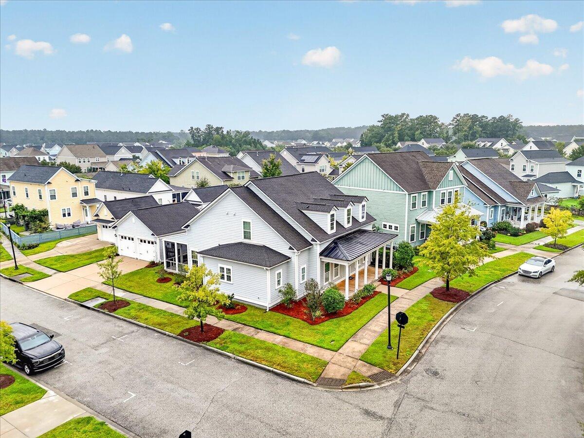 318 Woodgate Way