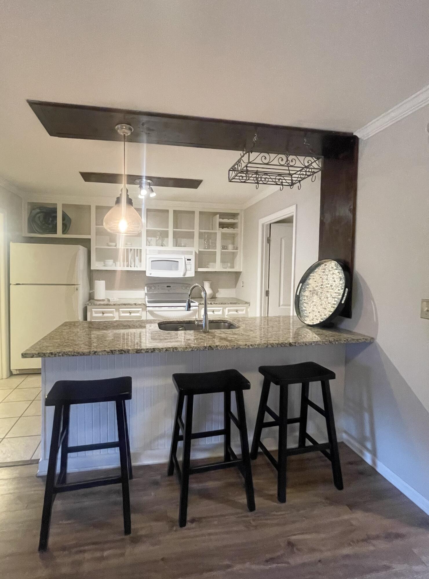 677 Buckhall Court C