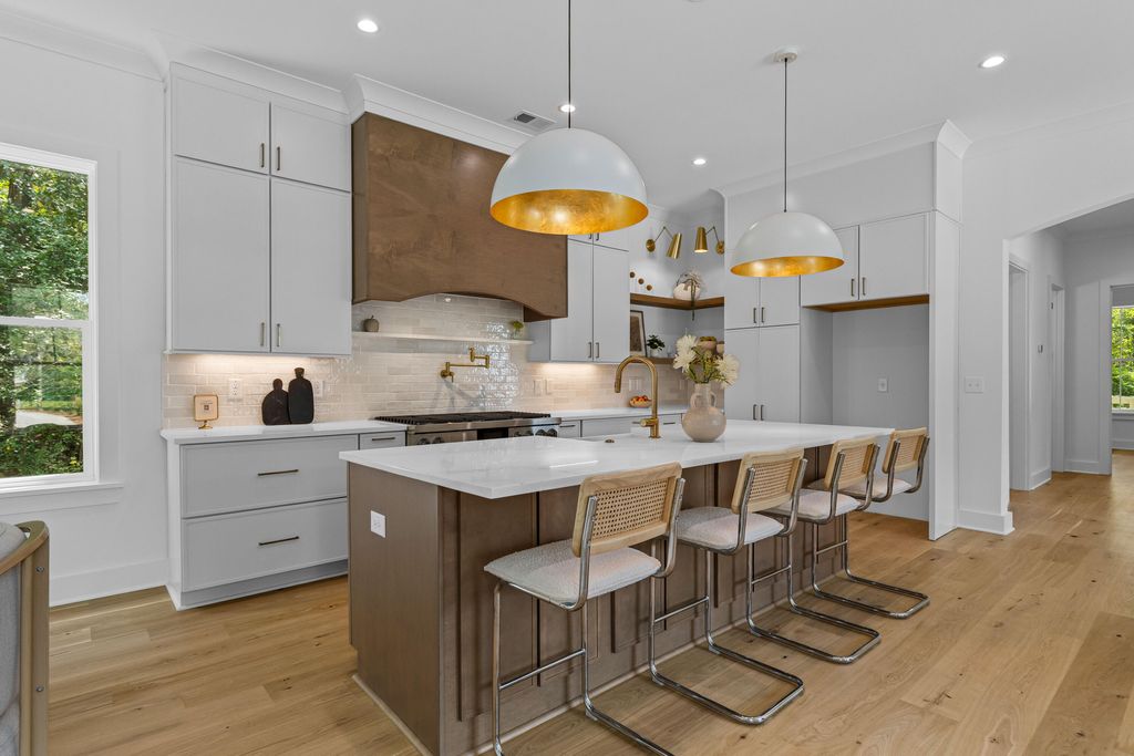 Photo of 215 Marion Avenue, Summerville, SC 29483 (MLS # 26001347)