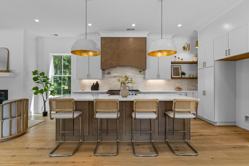 Photo of 215 Marion Avenue, Summerville, SC 29483 (MLS # 26001347)