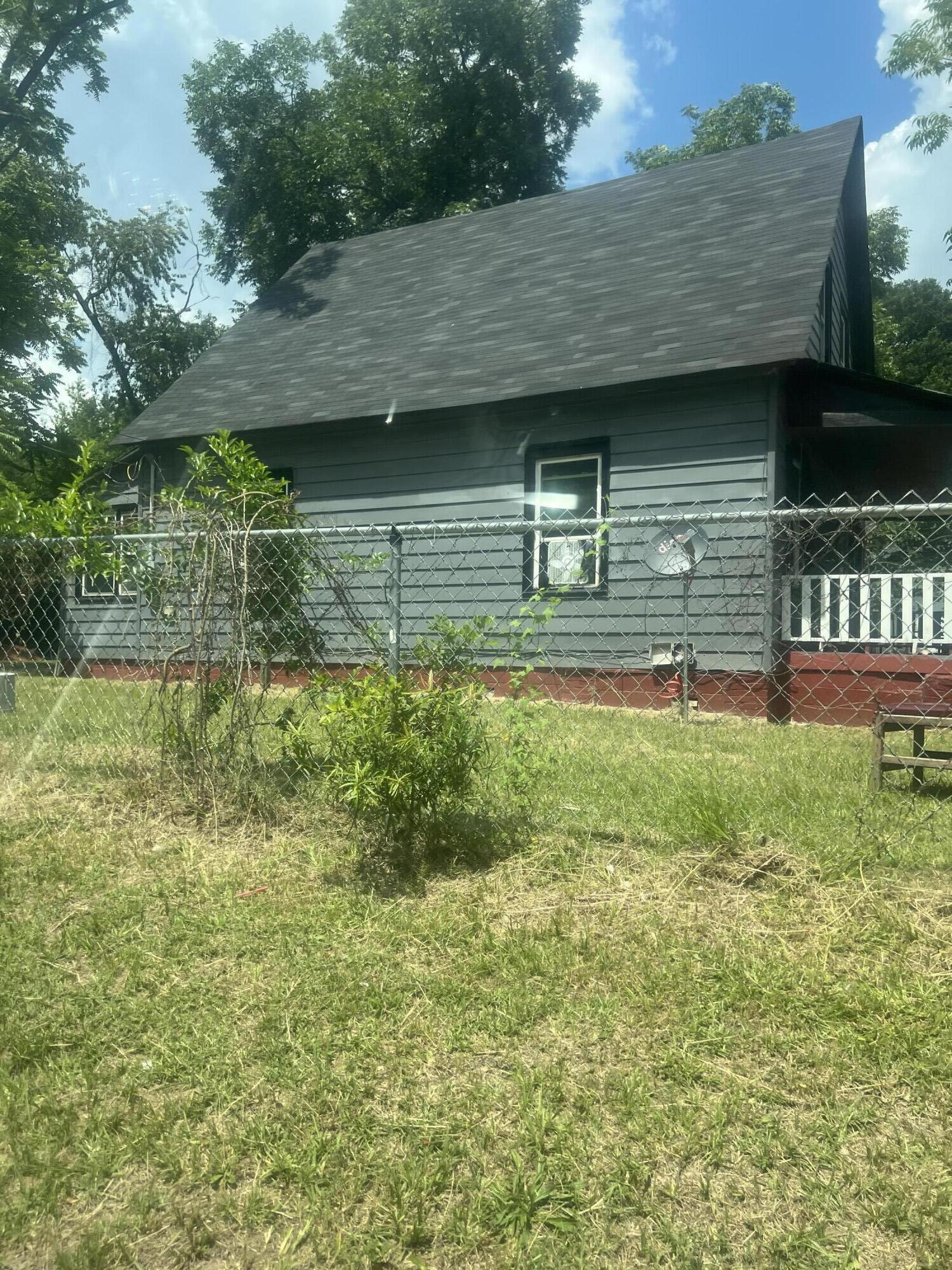 405 Whaley Street