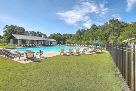 A home in Moncks Corner