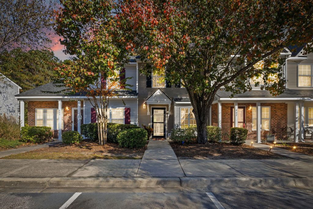 Photo of 401 Elm Hall Circle, Summerville, SC 29483 (MLS # 25030506)