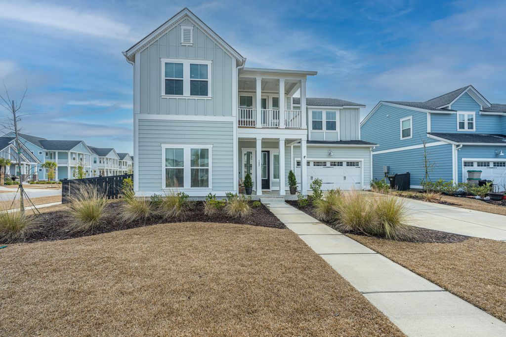 Photo of 185 Denham Street, Summerville, SC 29486 (MLS # 26003890)