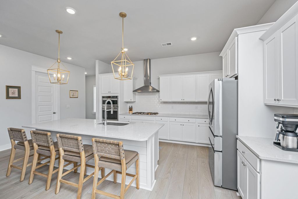 Photo of 185 Denham Street, Summerville, SC 29486 (MLS # 26003890)