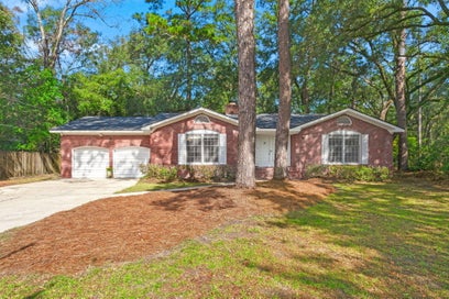 203 Chucker Drive Summerville SC 29485