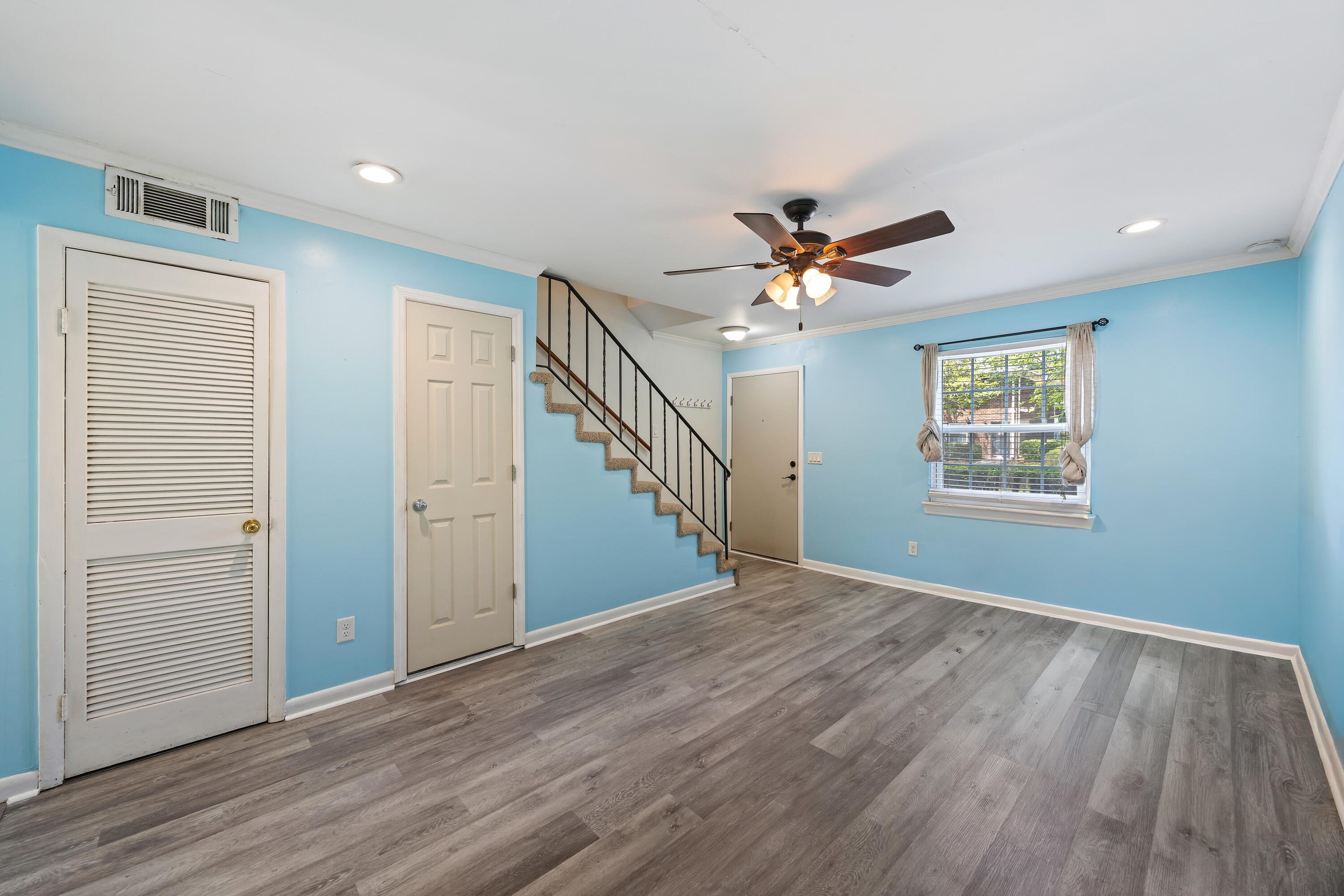 21 Rivers Point Row Apt 11b