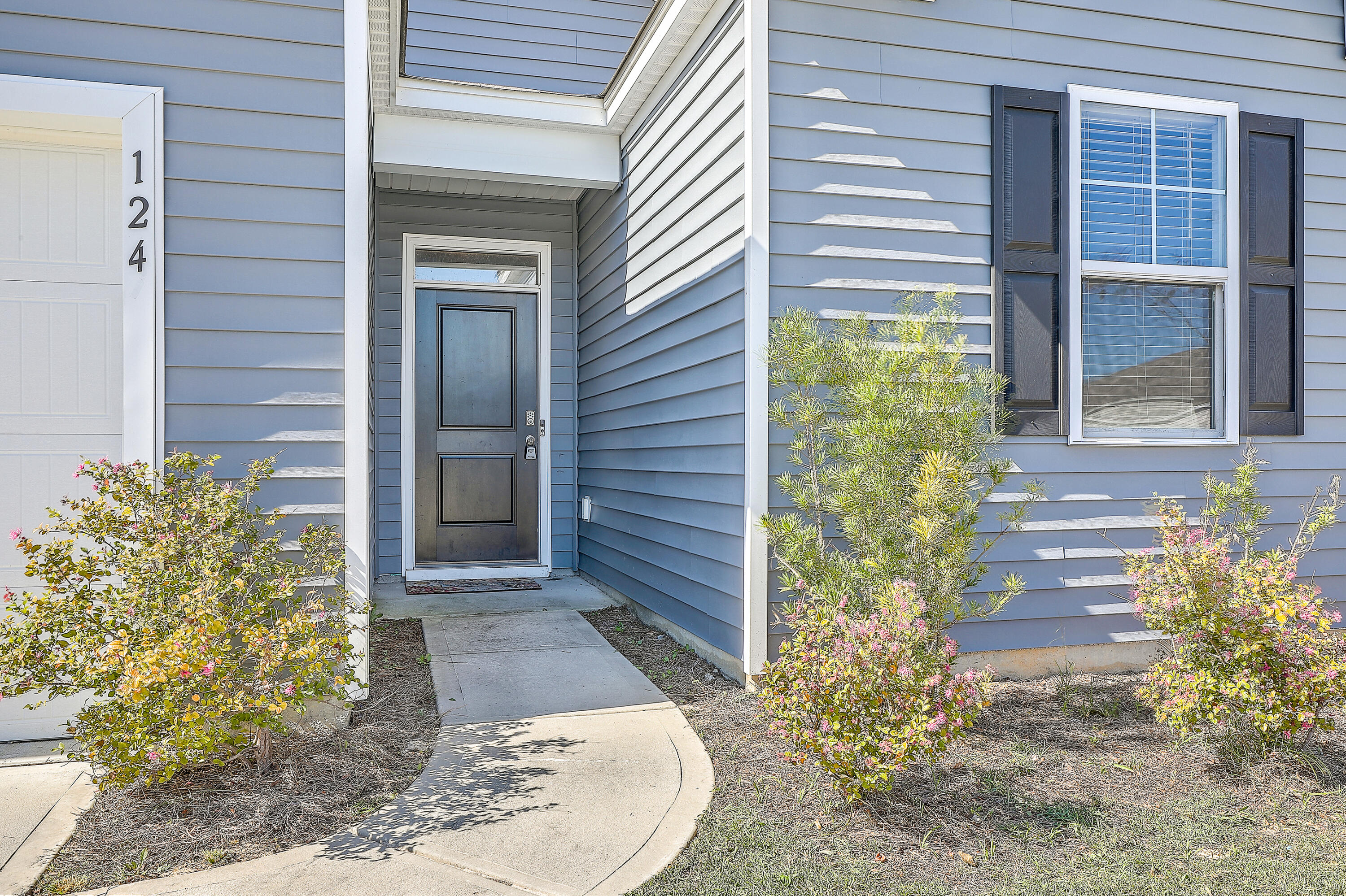 124 Pontoria Drive