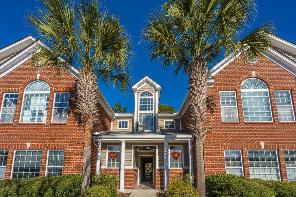 Photo of 1476 Belcourt Lane, Mount Pleasant, SC 29466 (MLS # 26003226)