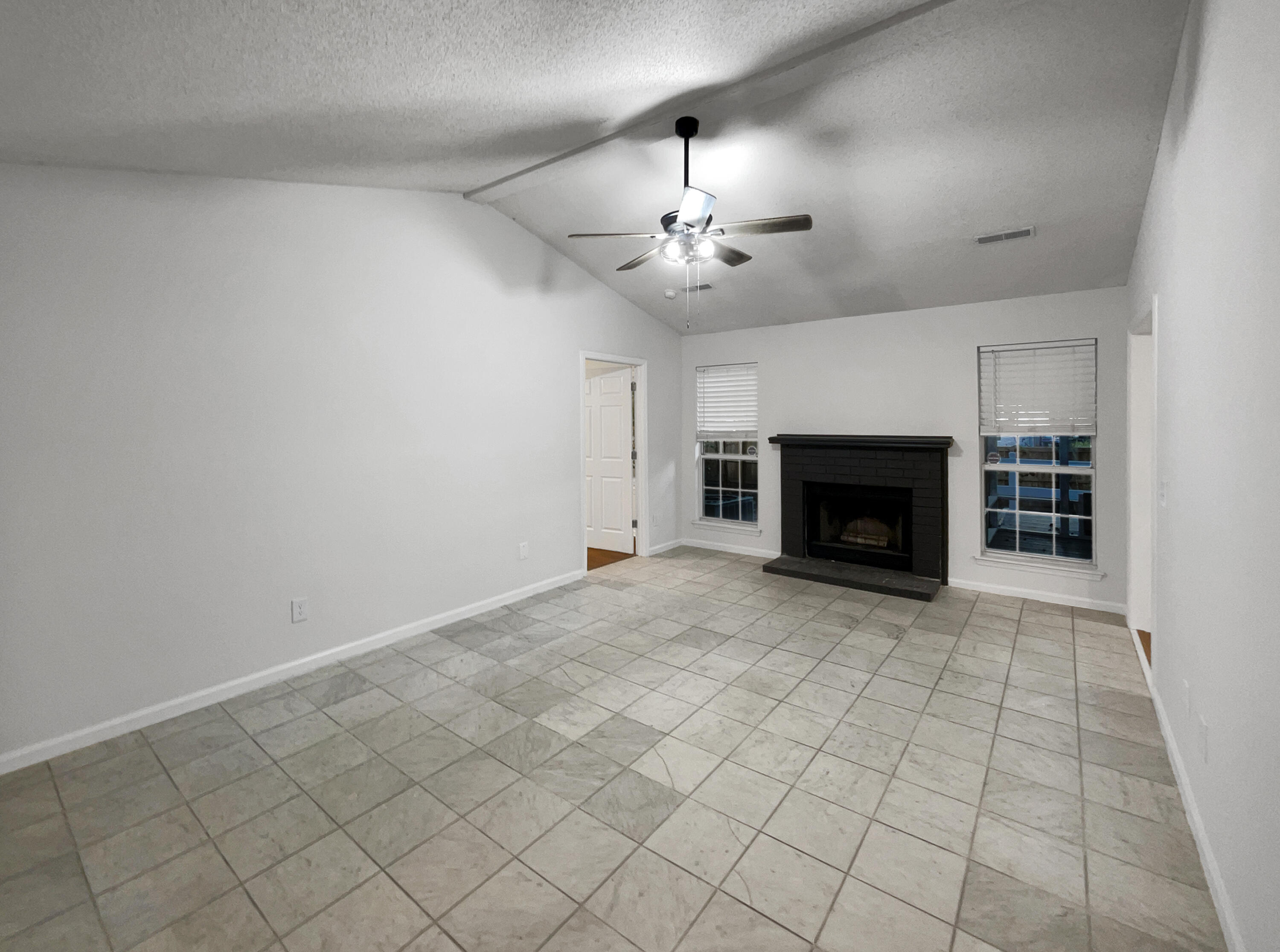 105 Nottingham Court