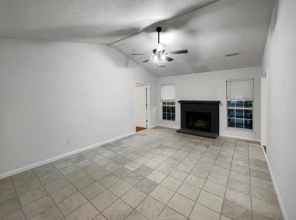 Photo of 105 Nottingham Court, Summerville, SC 29485 (MLS # 25028493)