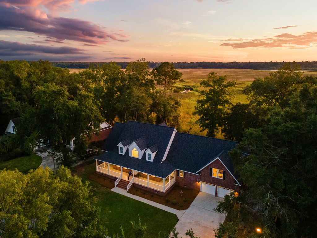 Photo of 8301 Wild Indigo Blf, North Charleston, SC 29418 (MLS # 25025070)