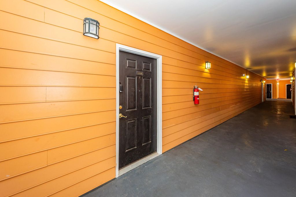 Photo of 1516 Telfair Way, Charleston, SC 29412 (MLS # 25031845)