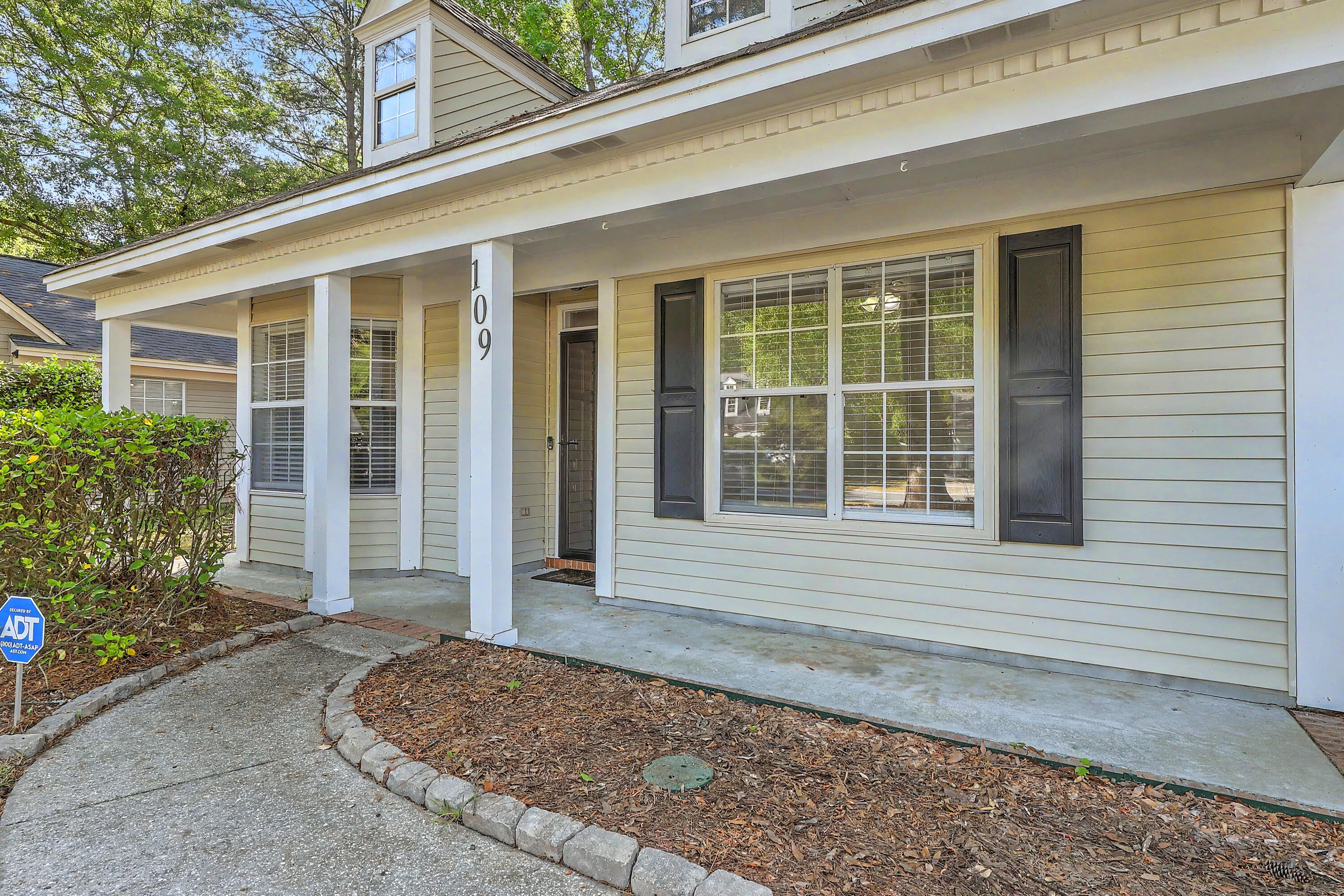 109 Mapperton Court