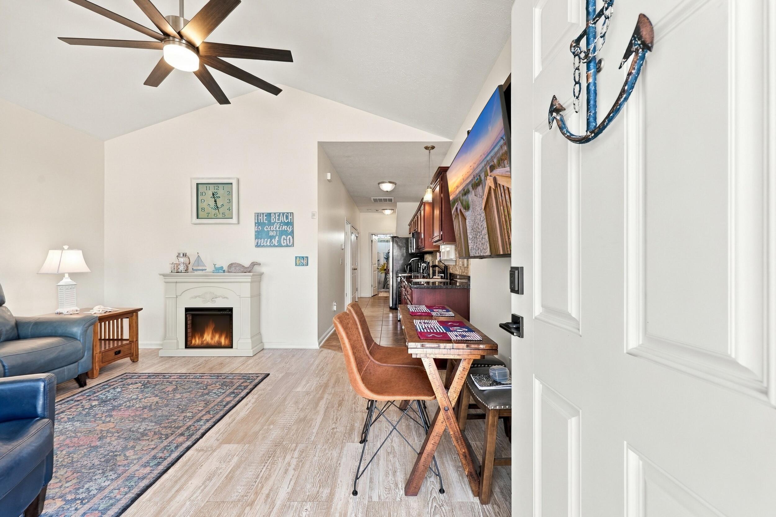 601 Surfsong Way