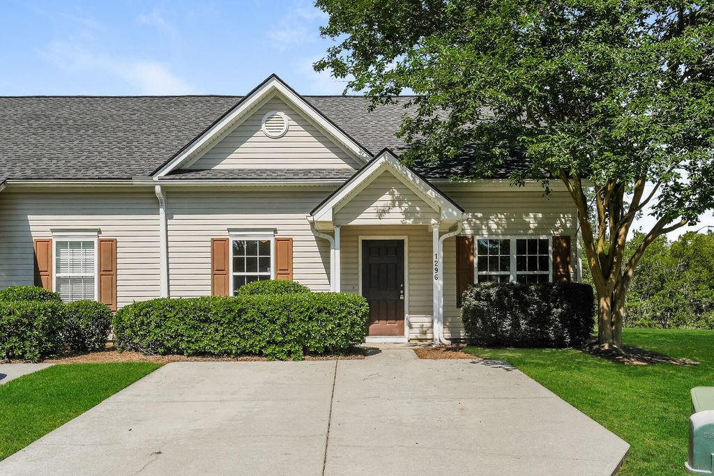 Photo of 1296 River Rock Road, Hanahan, SC 29410 (MLS # 26014806)