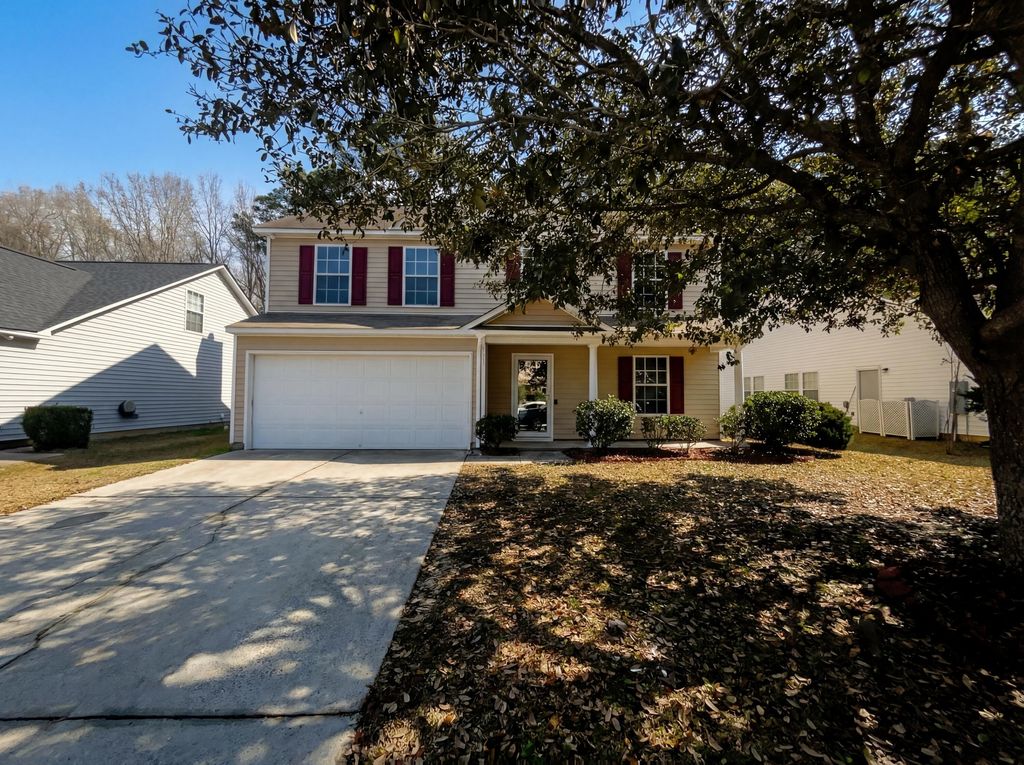 Photo of 318 Aberdeen Circle, Summerville, SC 29483 (MLS # 26005864)