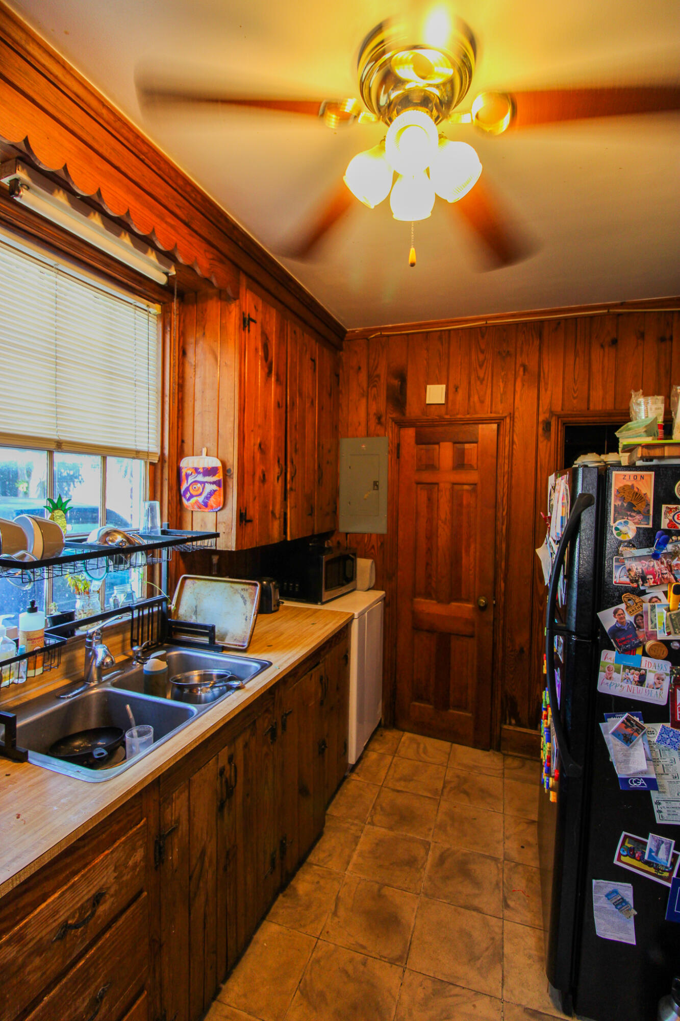 23 Archdale Street J